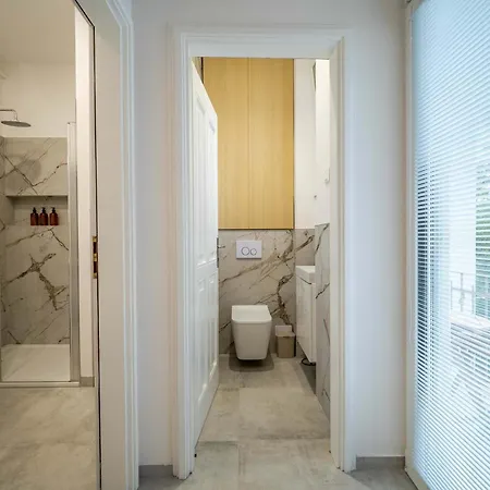 Old Town Design For 5 - Balcony & Ac Kassa